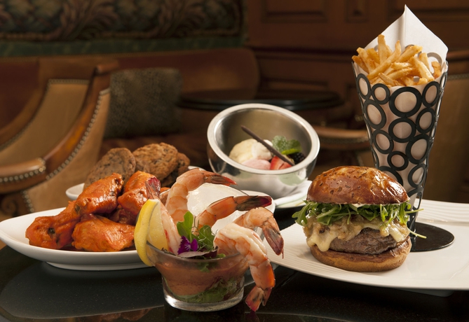 Imagen del bar/restaurante del Hotel The Peninsula Beverly Hills. Foto 3