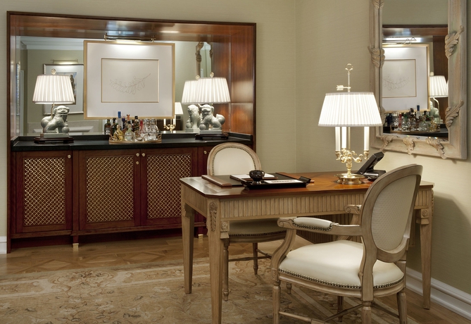 Imagen de la habitación del Hotel The Peninsula Beverly Hills. Foto 13