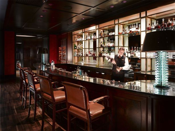 Imagen del bar/restaurante del Hotel The Peninsula Chicago. Foto 2