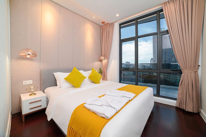 Imagen de la habitación del Hotel The Peninsula Phnom Penh. Foto 17