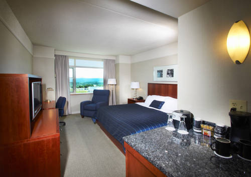 Imagen de la habitación del Hotel The Penn Stater and Conference Center. Foto 4