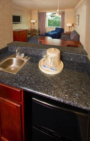 Imagen de la habitación del Hotel The Penn Stater and Conference Center. Foto 7