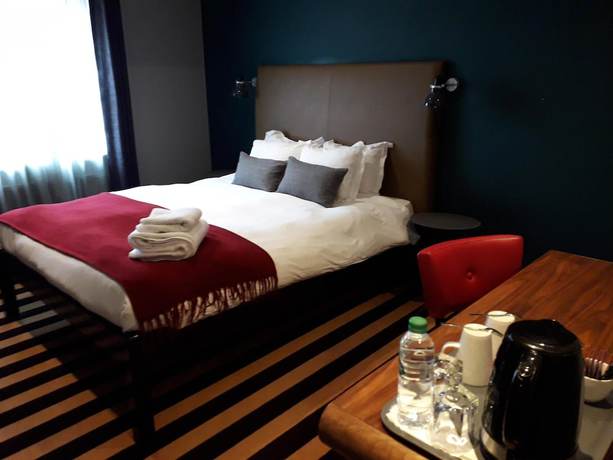 Imagen de la habitación del Hotel The Penny Farthing. Foto 13