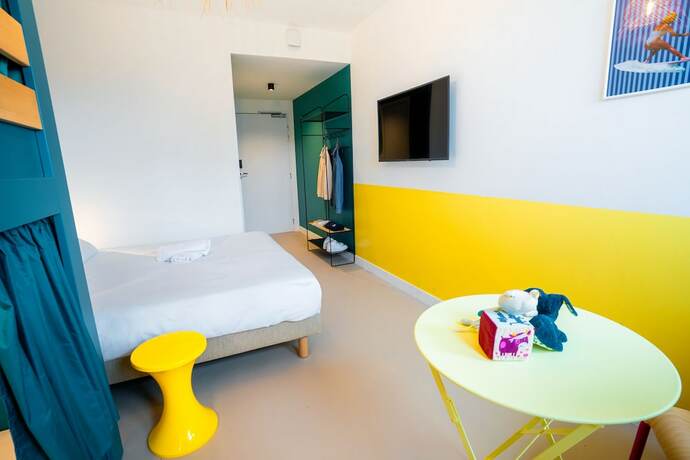 Imagen de la habitación del Hotel The People Caen. Foto 18