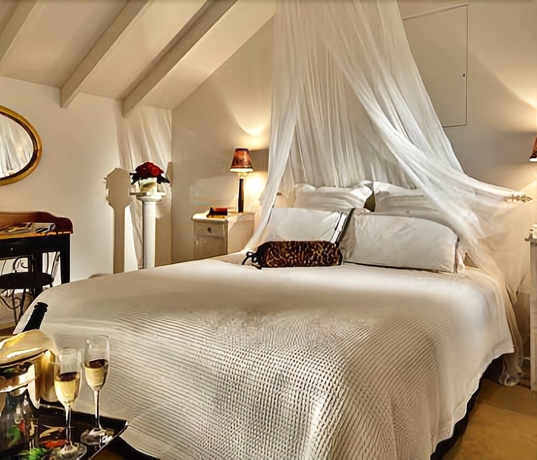 Imagen de la habitación del Hotel The Peppertree Luxury Accommodation. Foto 11