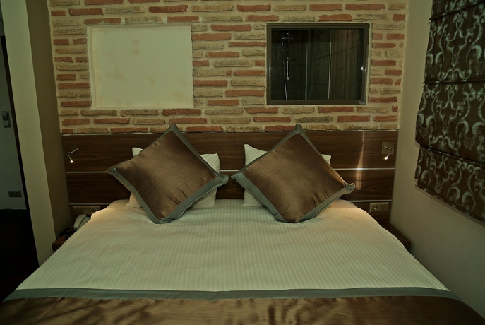 Imagen de la habitación del Hotel The Pera. Foto 7