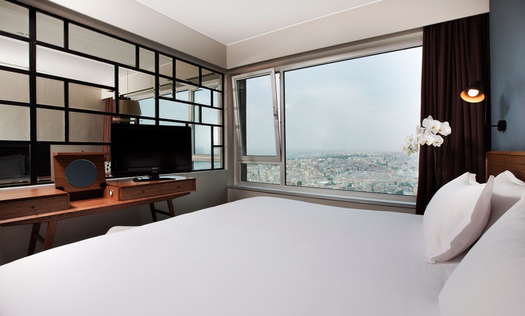 Imagen de la habitación del Hotel The Pera. Foto 10