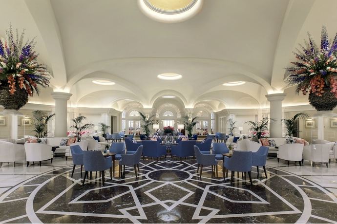 Imagen de los interiores del Hotel The Phoenicia Malta. Foto 16