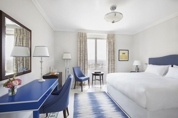 Imagen de la habitación del Hotel The Phoenicia Malta. Foto 12