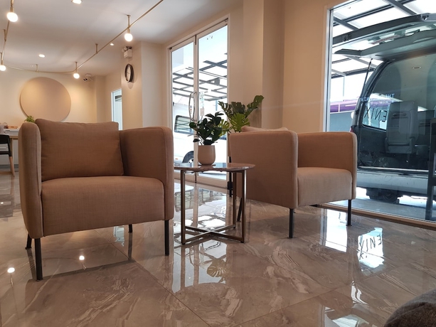 Imagen de los interiores del Hotel The Phoenix Bangkok. Foto 18