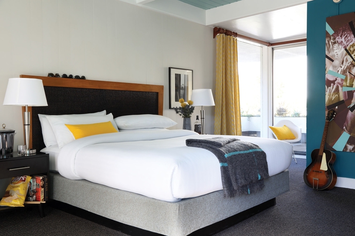 Imagen de la habitación del Hotel The Phoenix, San Francisco. Foto 6