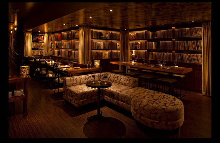 Imagen del bar/restaurante del Hotel The Phoenix, San Francisco. Foto 4