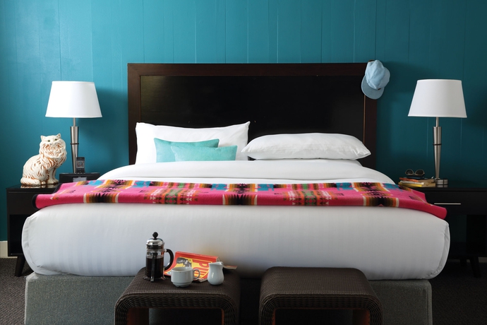 Imagen de la habitación del Hotel The Phoenix, San Francisco. Foto 10