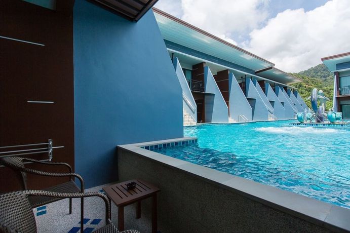 Imagen de los exteriores del Hotel The Phu Beach. Foto 10