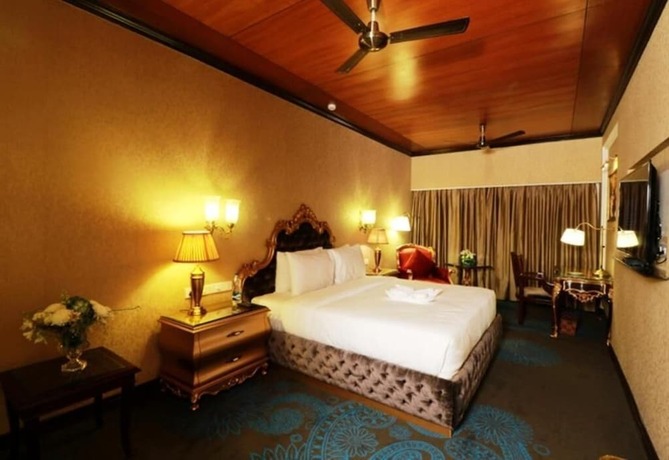 Imagen general del Hotel The Piccadily Chandigarh. Foto 10