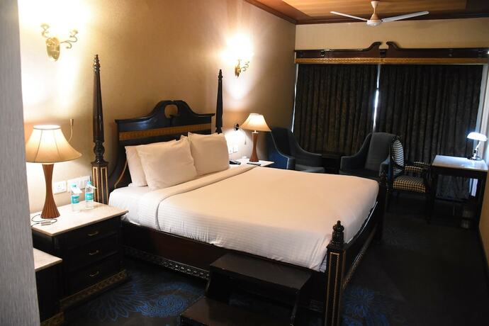 Imagen de la habitación del Hotel The Piccadily Chandigarh. Foto 17