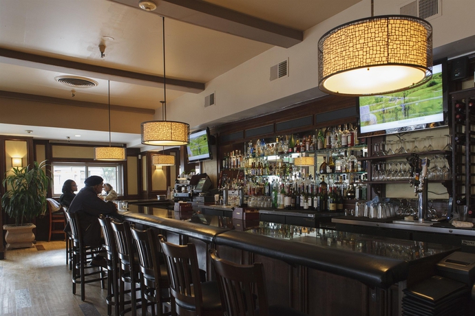 Imagen del bar/restaurante del Hotel The Pickwick. Foto 7