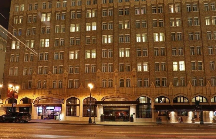 Imagen de los exteriores del Hotel The Pickwick. Foto 11