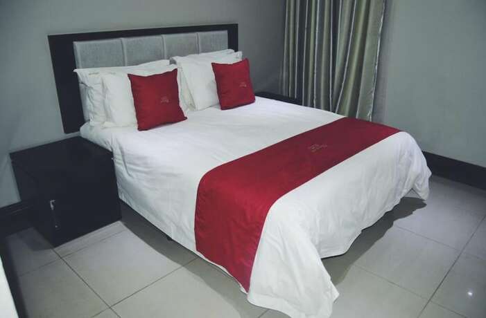 Imagen de la habitación del Hotel The Pillows Suites. Foto 18