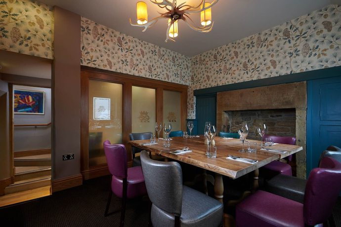 Imagen del bar/restaurante del Hotel The Pilsley Inn at Chatsworth. Foto 2
