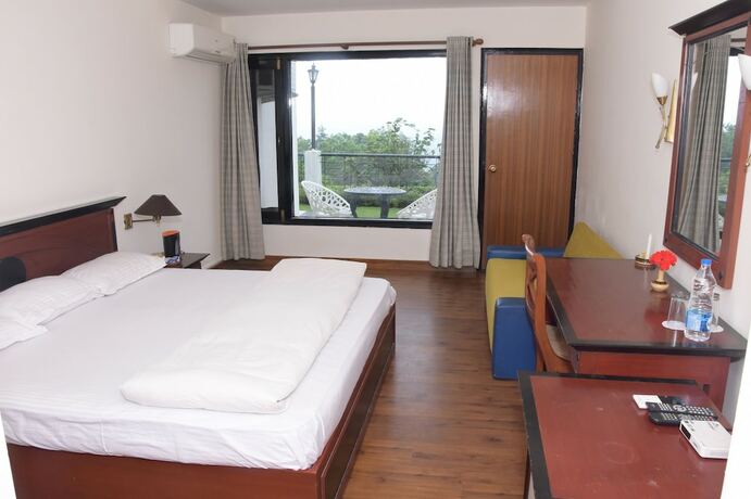 Imagen de la habitación del Hotel The Pine Crest. Foto 27