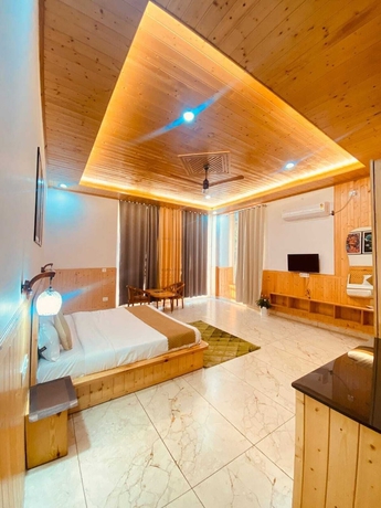 Imagen de la habitación del Hotel The Pine Paradise. Foto 5