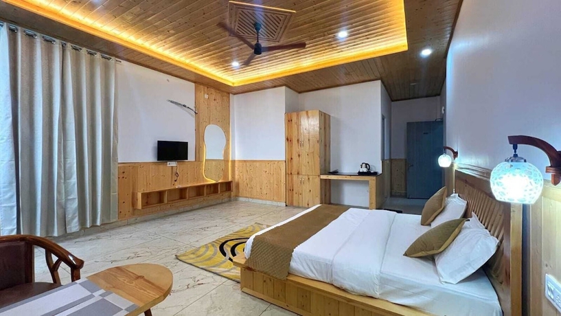Imagen de la habitación del Hotel The Pine Paradise. Foto 8