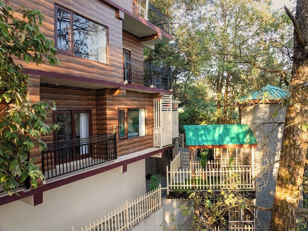 Imagen de los interiores del Hotel The Pine Retreat - Mall Road Dalhousie. Foto 16