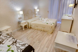 Imagen general del Hotel The Pinehill and Suites. Foto 2