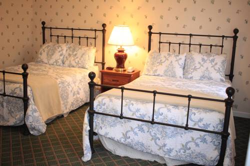 Imagen de la habitación del Hotel The Pines Inn. Foto 3