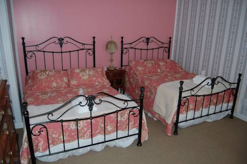 Imagen de la habitación del Hotel The Pines Inn. Foto 7