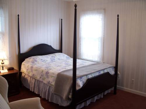 Imagen de la habitación del Hotel The Pines Inn. Foto 10