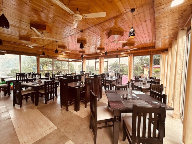 Imagen del bar/restaurante del Hotel The Pines Mountain View. Foto 5