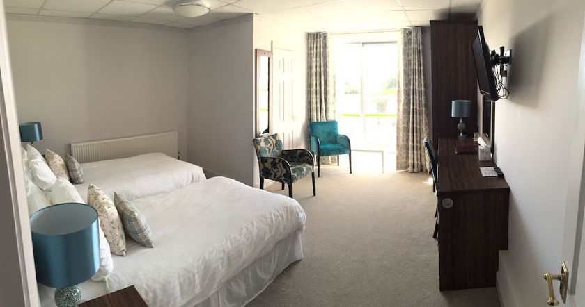Imagen de la habitación del Hotel The Pines, Swanage. Foto 8
