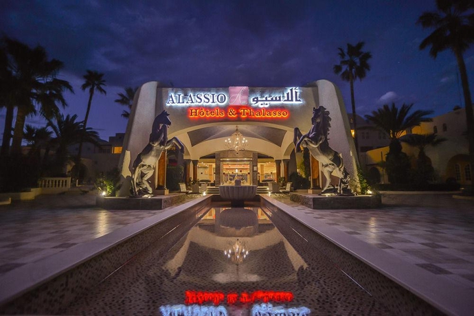Imagen general del Hotel The Pirates Gate Resort (ex Royal Miramar Thalasso. Foto 3