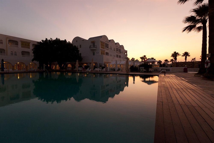 Imagen general del Hotel The Pirates Gate Resort (ex Royal Miramar Thalasso. Foto 7