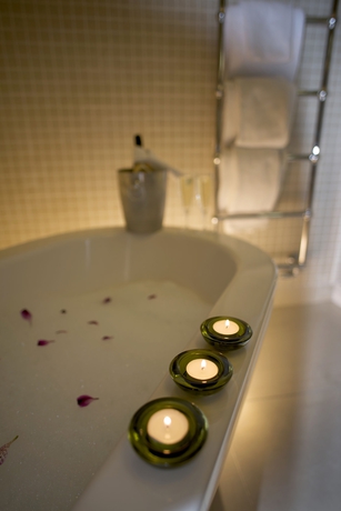 Imagen de la habitación del Hotel The Place, Edimburgo. Foto 4