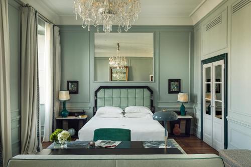 Imagen de la habitación del Hotel The Place Firenze. Foto 16