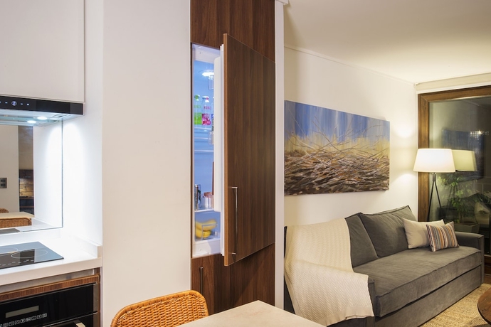 Imagen de la habitación del Hotel The Place, Santiago Centro. Foto 4