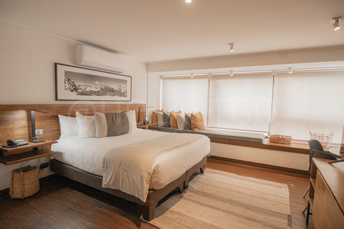 Imagen de la habitación del Hotel The Place, Santiago Centro. Foto 8