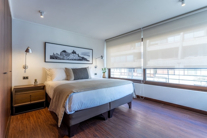 Imagen de la habitación del Hotel The Place, Santiago Centro. Foto 10