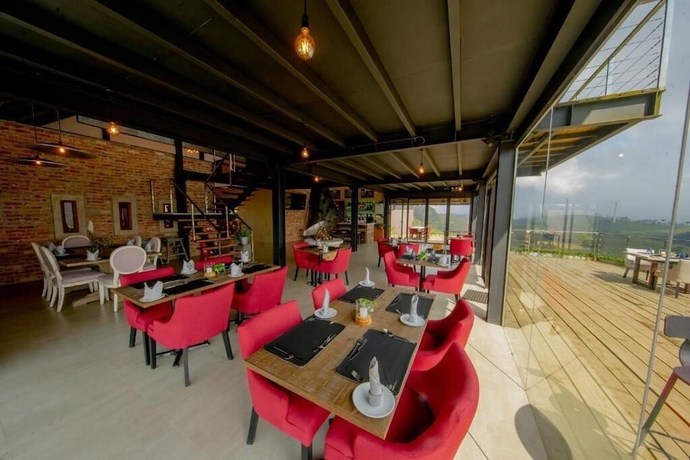 Imagen del bar/restaurante del Hotel The Plains Green Ambawela. Foto 3
