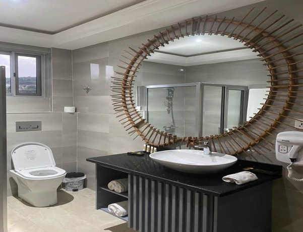 Imagen de la habitación del Hotel The Platinum Bay. Foto 11