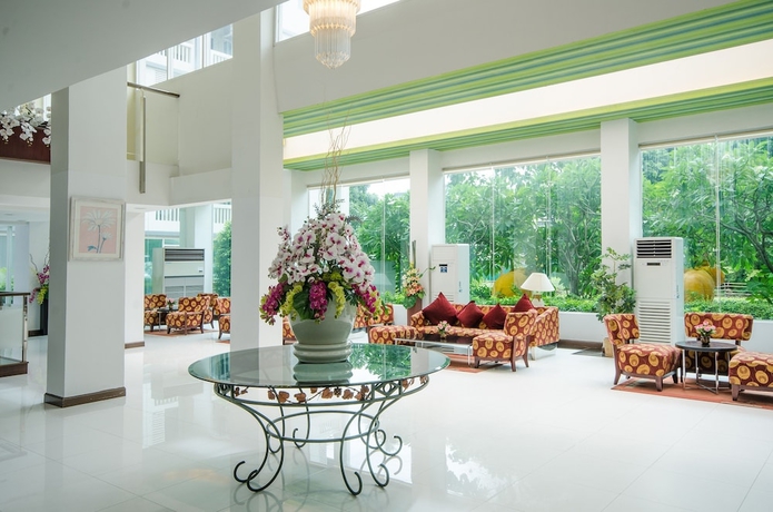 Imagen de los interiores del Hotel The Platinum Suite. Foto 17