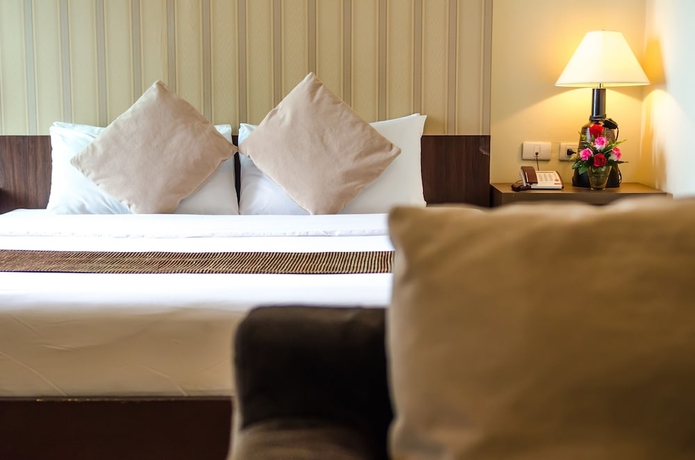 Imagen de la habitación del Hotel The Platinum Suite. Foto 7