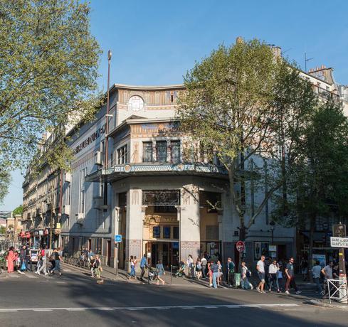 Imagen general del Hotel The Playce and Bar By Happyculture. Foto 2