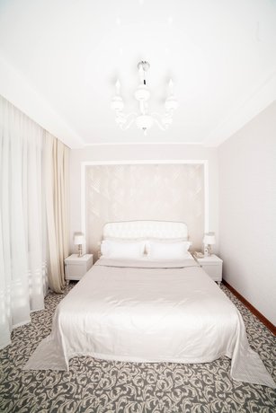 Imagen de la habitación del Hotel The Plaza, Almaty. Foto 13