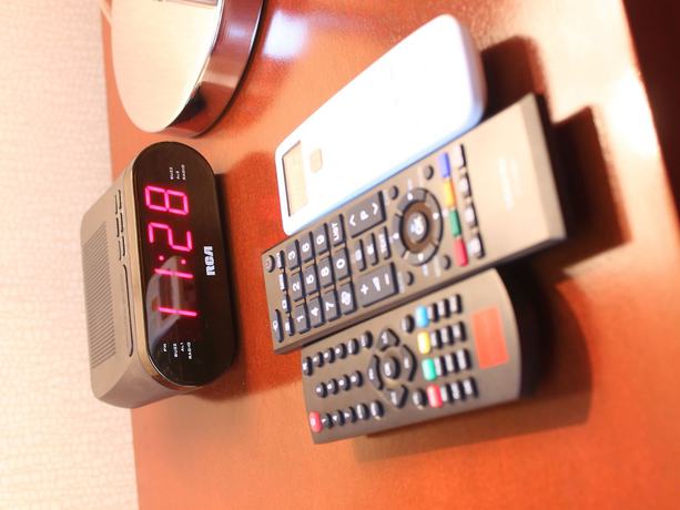 Imagen de la habitación del Hotel The Plaza Balanga City. Foto 9