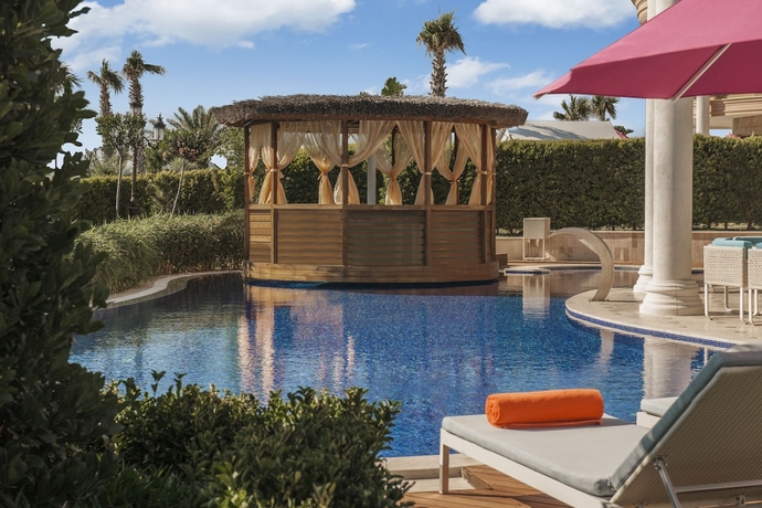 Imagen de los exteriores del Hotel The Plaza Bodrum. Foto 13