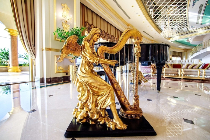 Imagen de los interiores del Hotel The Plaza Bodrum. Foto 20